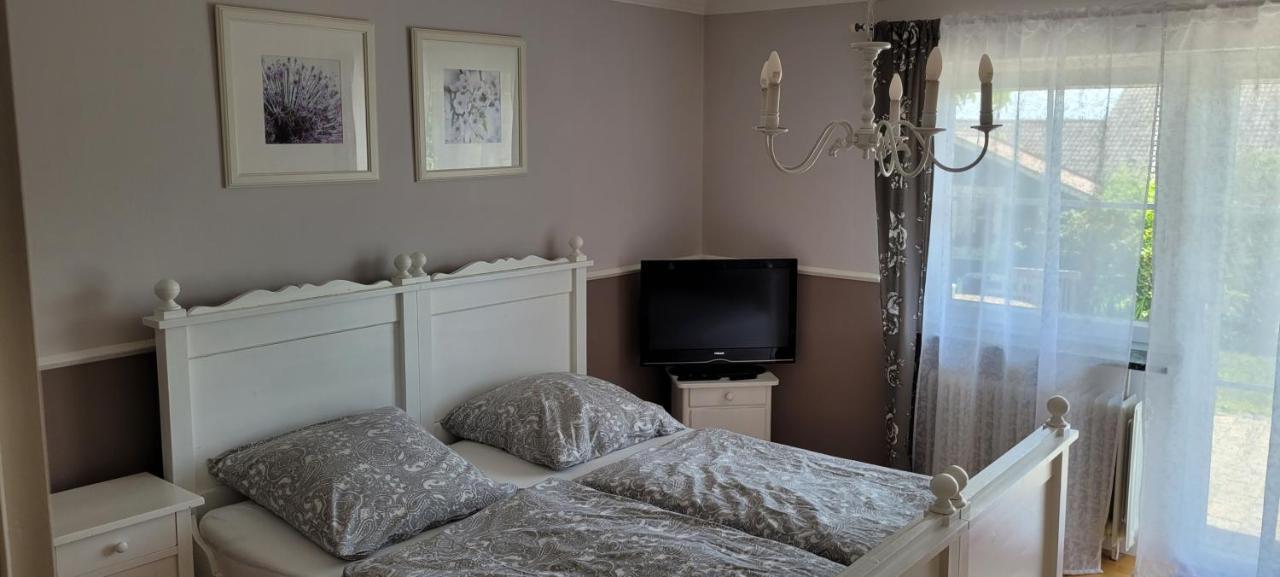 Stilvolles Apartment Romantic Neukirchen vorm Wald Extérieur photo